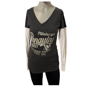 Pittsburgh Penguins Long Sleeve Fitted Lightweight Tee Shirt Jr. Size M 7/9 EUC